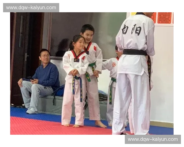 跆拳道爆发力：让每一脚都充满威力的训练秘密